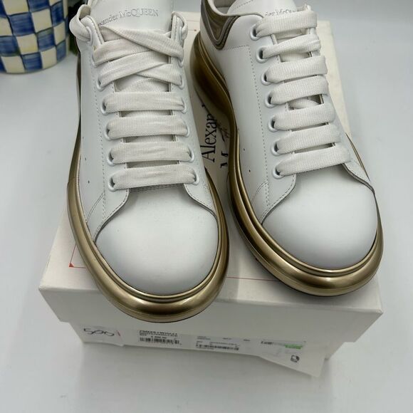 Men’s Alexander, McQueen chunky clear sole , leather sneaker size 42 made Italy - Picture 3 of 7